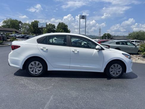 Used 2020 Kia Rio LX FWD image 4
