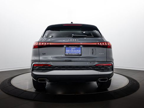 Used 2025 Audi Q5 Premium w/ Convenience Package AWD/4WD image 20