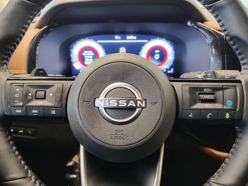 Certified 2024 Nissan Pathfinder Platinum w/ Cargo Package image 21