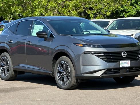 New 2025 Nissan Murano SV image 9