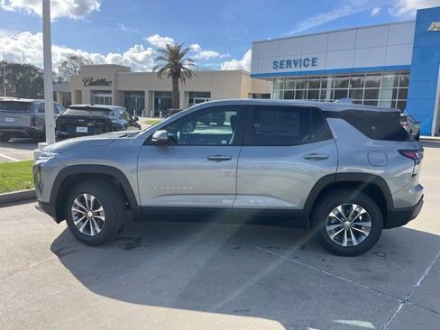 New 2026 Chevrolet Equinox LT image 3
