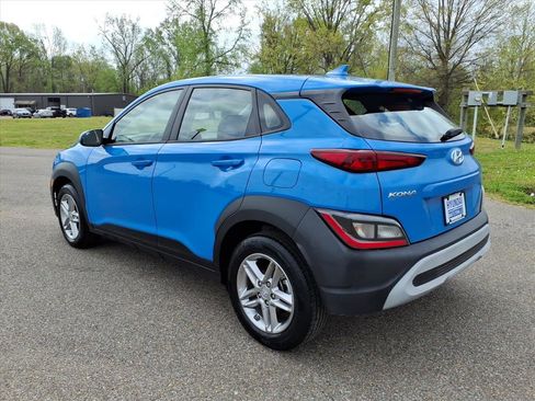 Used 2022 Hyundai Kona SE image 3