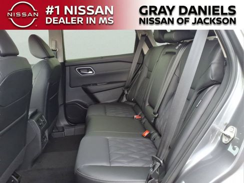 New 2026 Nissan Rogue Platinum AWD/4WD image 26