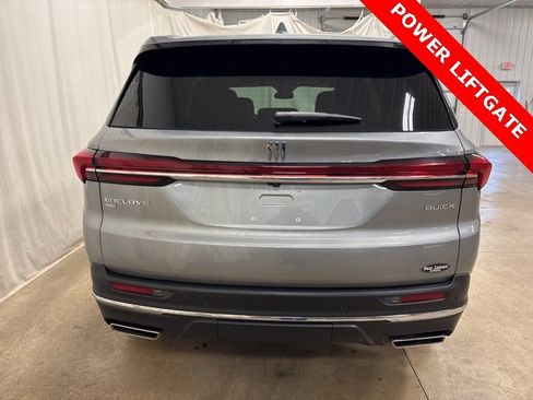 Used 2025 Buick Enclave Preferred image 5