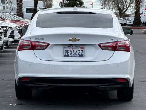 Certified 2022 Chevrolet Malibu LT w/ Leather Package image 4