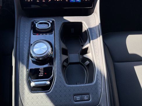 New 2025 Jeep Wagoneer S Limited AWD/4WD image 24