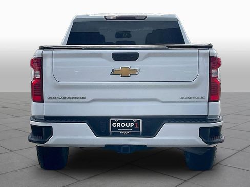 Used 2024 Chevrolet Silverado 1500 Custom RWD image 5