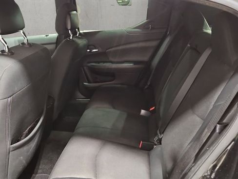 Used 2013 Dodge Avenger SE FWD image 21