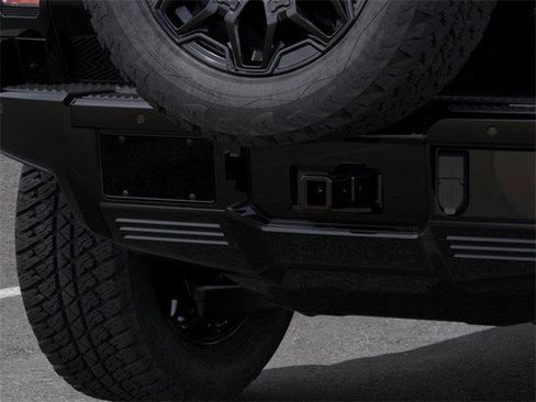 New 2025 GMC Hummer EV 2X w/ LPO, Sport Package image 9