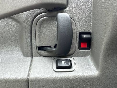 Certified 2025 Chevrolet Express 3500 Extended w/ Driver Convenience Package RWD image 21