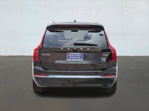 New 2026 Volvo XC90 T8 Ultra w/ Protection Package Premier image 5