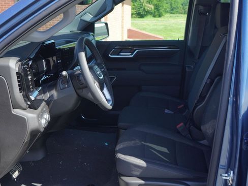 New 2026 GMC Sierra 1500 Elevation image 25