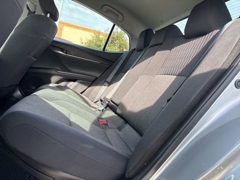 Used 2025 Toyota Camry LE image 7