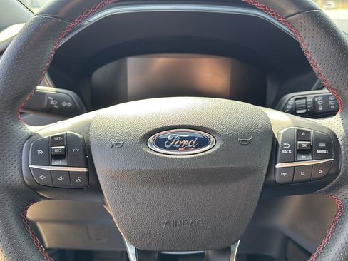 Used 2025 Ford Escape ST-Line image 11