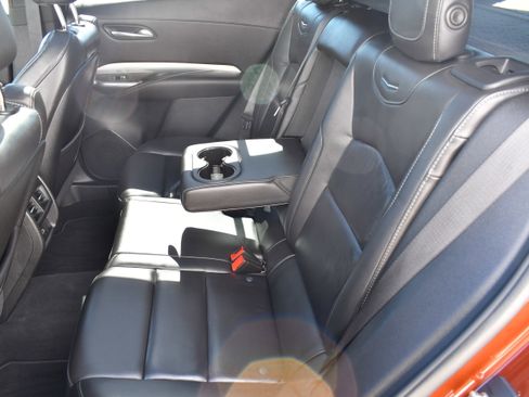 Used 2021 Cadillac XT4 Premium Luxury image 25