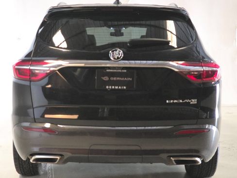 Used 2019 Buick Enclave Avenir w/ Avenir Technology Package AWD/4WD image 6