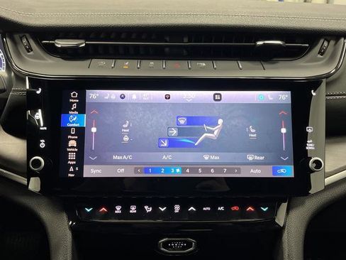 New 2026 Jeep Grand Cherokee Limited w/ Luxury Tech Group II image 20