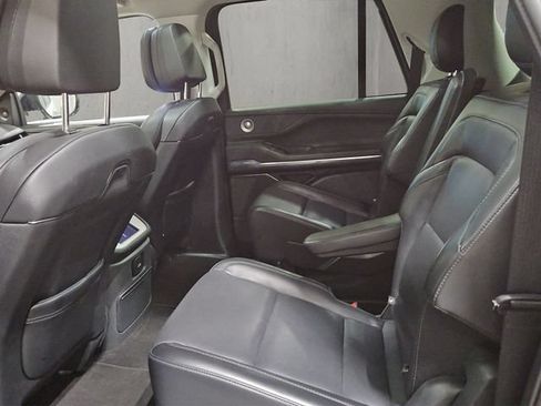 Used 2025 Lincoln Navigator L Reserve AWD/4WD image 26