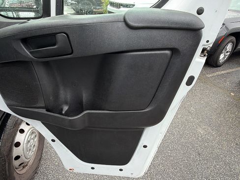 Used 2023 RAM ProMaster 2500 FWD image 18