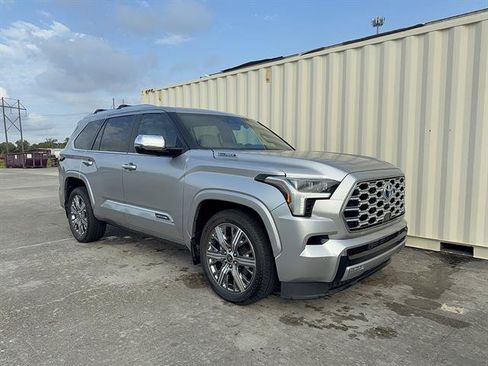 Used 2024 Toyota Sequoia Capstone AWD/4WD image 1