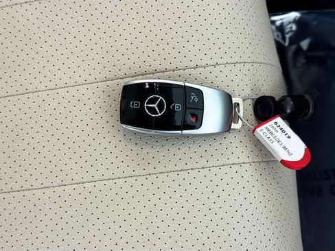 Used 2019 Mercedes-Benz E 300 image 42