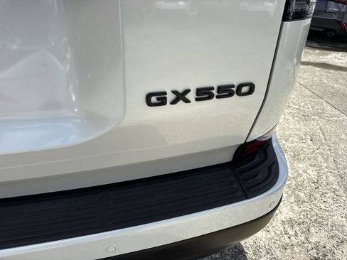 Certified 2025 Lexus GX 550 w/ Cold Area Package AWD/4WD image 26