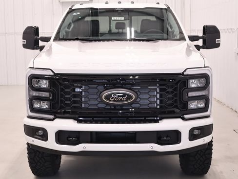 New 2026 Ford F250 Lariat w/ Tremor Off-Road Package AWD/4WD image 4