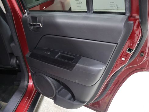 Used 2016 Jeep Compass Sport w/ Power Value Group FWD image 21