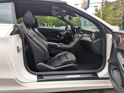 Used 2018 Mercedes-Benz C 300 Cabriolet image 33