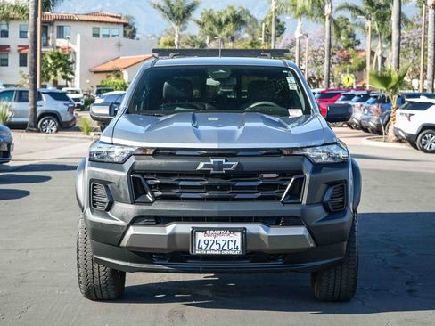 Used 2024 Chevrolet Colorado Trail Boss w/ Advanced Trailering Package AWD/4WD image 2
