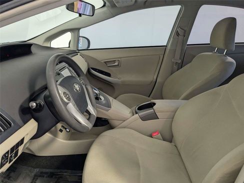 Used 2013 Toyota Prius Two FWD image 10