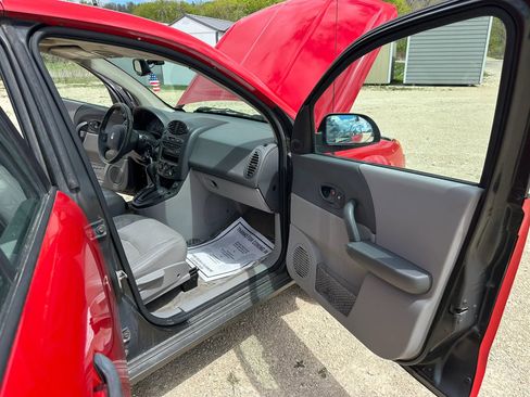 Used 2003 Saturn Vue AWD V6 w/ Leather Pkg image 11