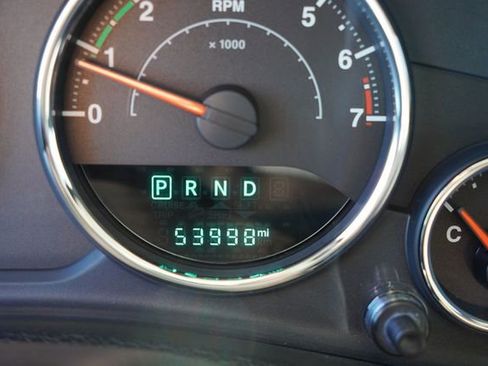 Certified 2016 Jeep Wrangler Unlimited Sahara image 29