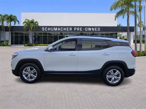 Used 2019 GMC Terrain SLE w/ Driver Convenience Package image 4