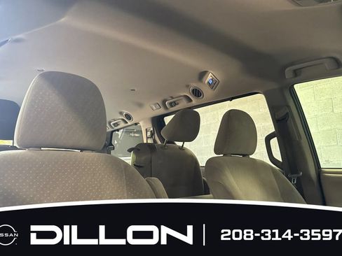 Used 2018 Toyota Sienna LE FWD image 18