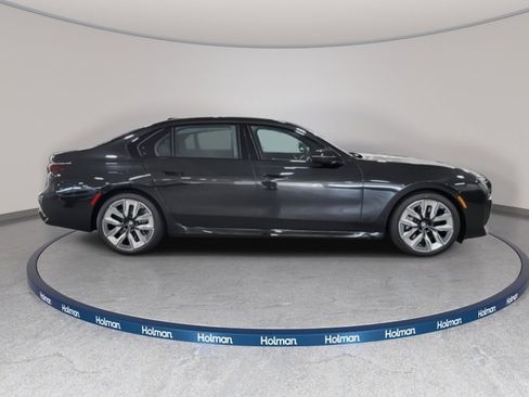 Certified 2023 BMW 760i xDrive w/ Parking Assistance Package image 6