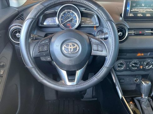 Used 2018 Toyota Yaris iA FWD image 8