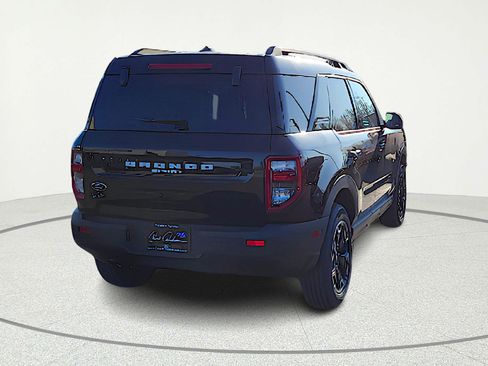 New 2025 Ford Bronco Sport Outer Banks image 8