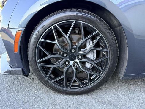 Used 2019 Chevrolet Camaro SS RWD image 9