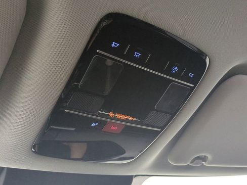 Used 2025 Hyundai Santa Fe SEL FWD image 25