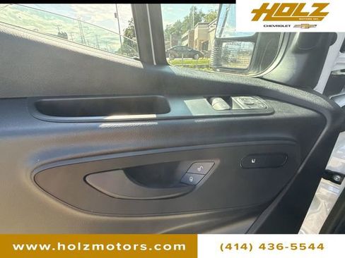 Used 2025 Mercedes-Benz Sprinter 2500 image 21