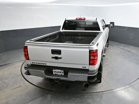 Used 2019 Chevrolet Silverado 2500 LTZ image 26