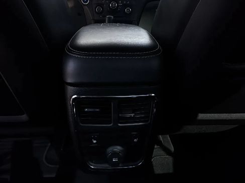 Used 2012 Dodge Charger R/T RWD image 19