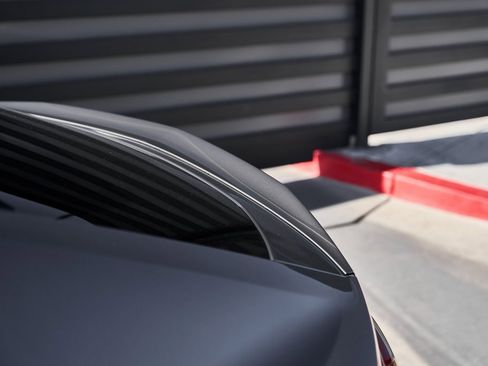 Used 2025 Lamborghini Urus SE image 10