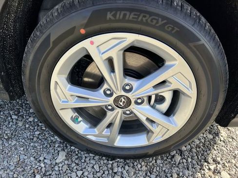 Used 2023 Hyundai Kona SEL image 10