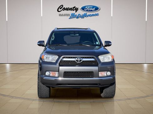 Used 2013 Toyota 4Runner SR5 w/ Convenience Pkg image 12
