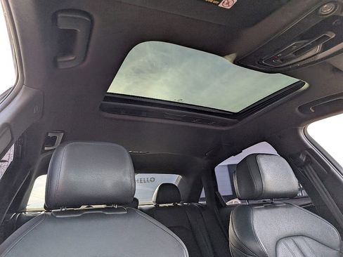 Used 2017 Audi A4 2.0T Prestige w/ Prestige Package image 18