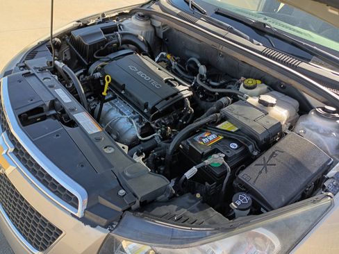 Used 2012 Chevrolet Cruze LS image 35