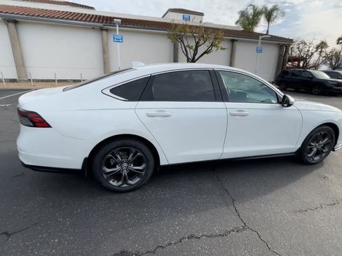 Certified 2023 Honda Accord EX image 9