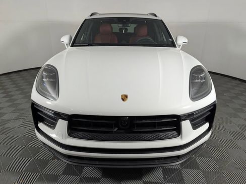 New 2026 Porsche Macan AWD/4WD image 10